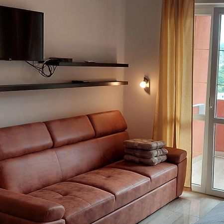 Apartments Danilo Kazanegra سفيتي ستيفان المظهر الخارجي الصورة
