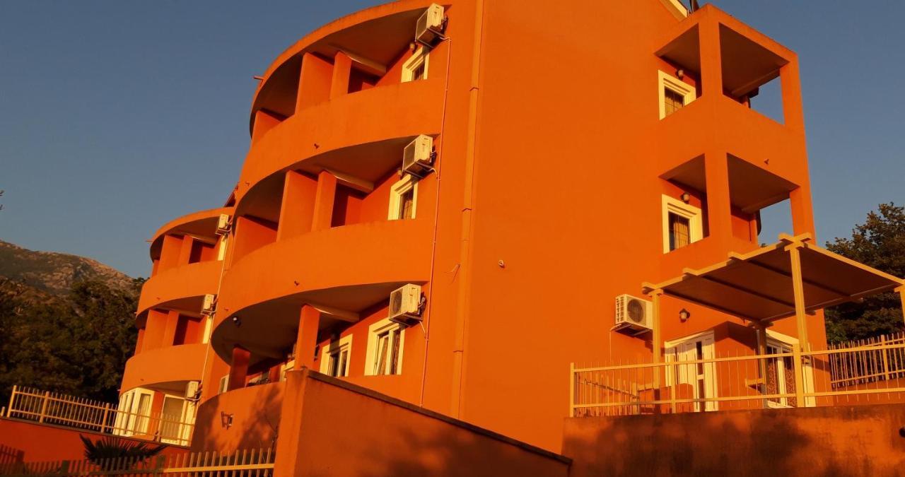Apartments Danilo Kazanegra سفيتي ستيفان المظهر الخارجي الصورة